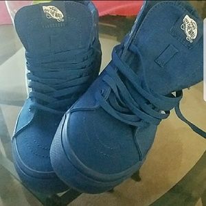 Van World's #1 Skateboard Shoe High. Royal Blue.